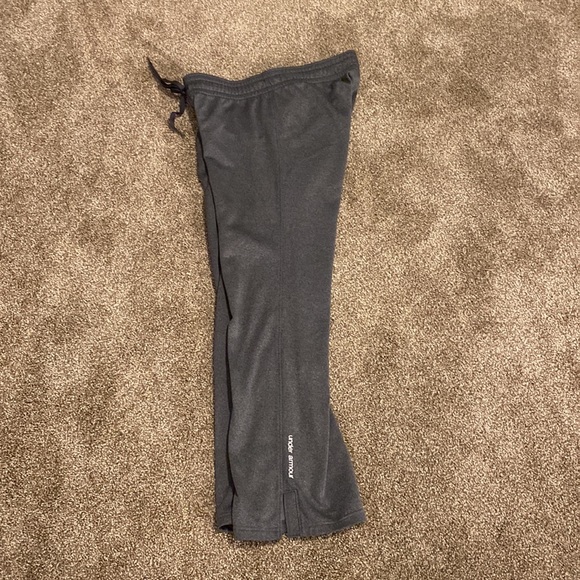 Under Armour Sweatpants - Picture 3 of 4